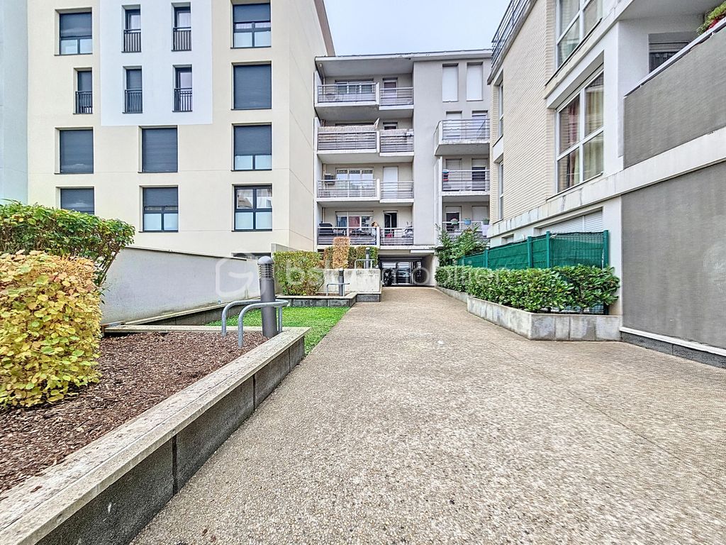 Achat appartement à vendre 2 pièces 43 m² - Les Pavillons-sous-Bois