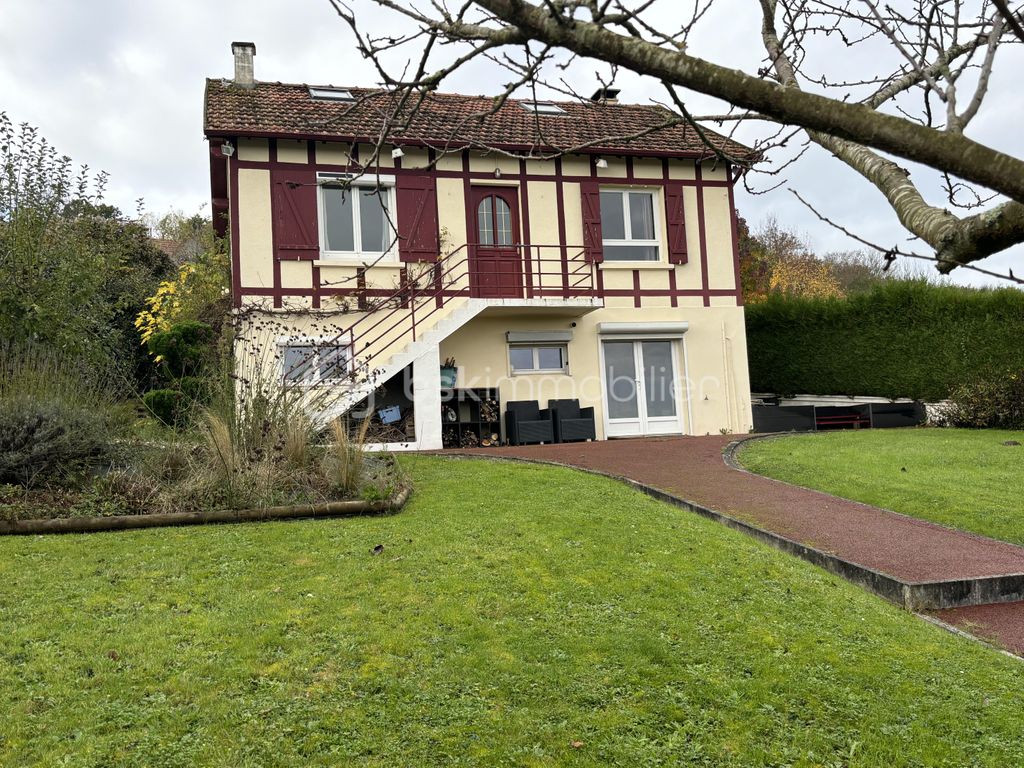 Achat maison à vendre 5 chambres 129 m² - Saint-Arnoult