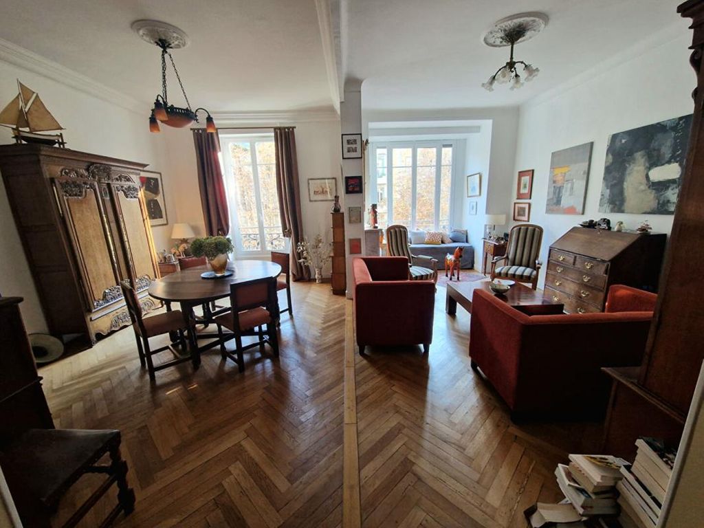 Achat appartement à vendre 2 pièces 76 m² - Nice