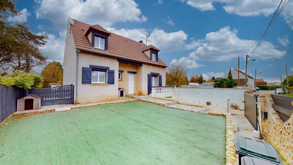 Achat maison à vendre 4 chambres 123 m² - Fontenay-Trésigny