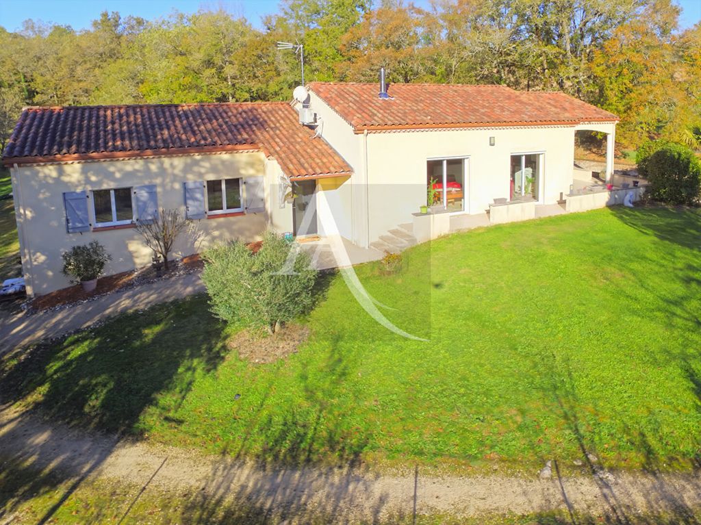 Achat maison à vendre 4 chambres 172 m² - Montaigu-de-Quercy