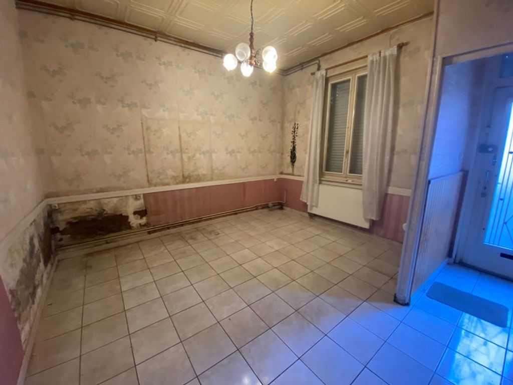 Achat maison à vendre 2 chambres 69 m² - Bohain-en-Vermandois