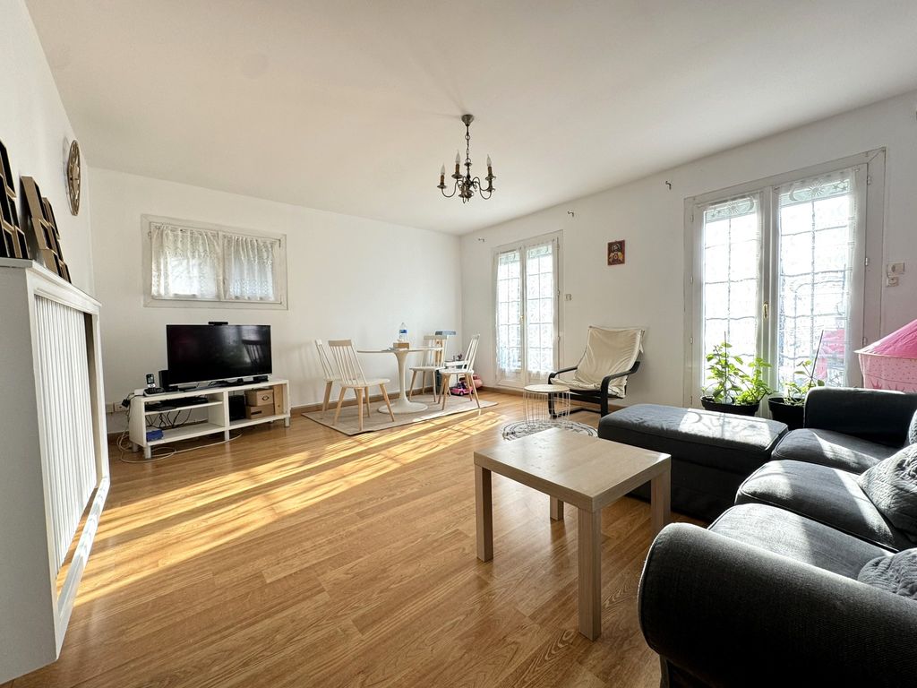 Achat maison à vendre 3 chambres 85 m² - Puiseux-en-France