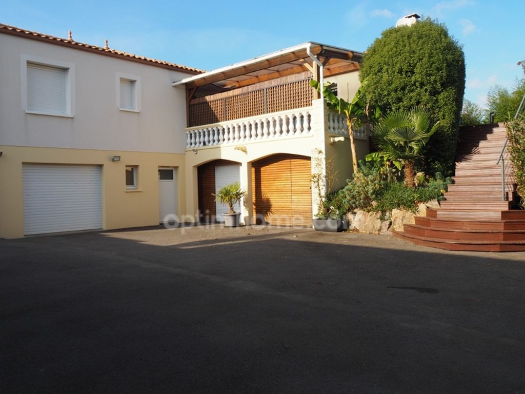 Achat maison à vendre 4 chambres 207 m² - Rouans