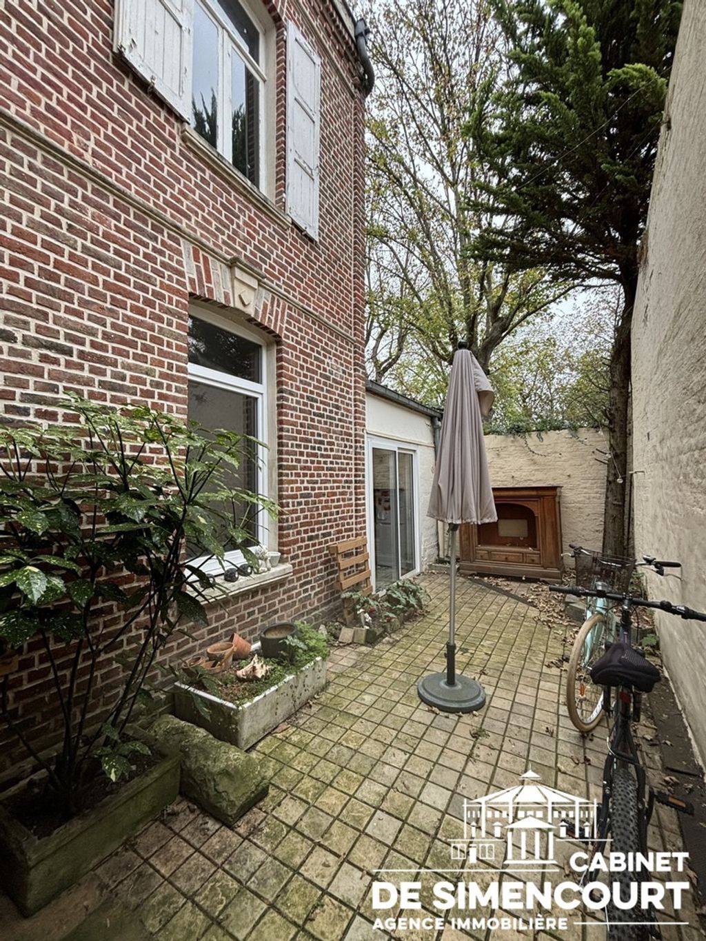 Achat maison à vendre 5 chambres 146 m² - Amiens