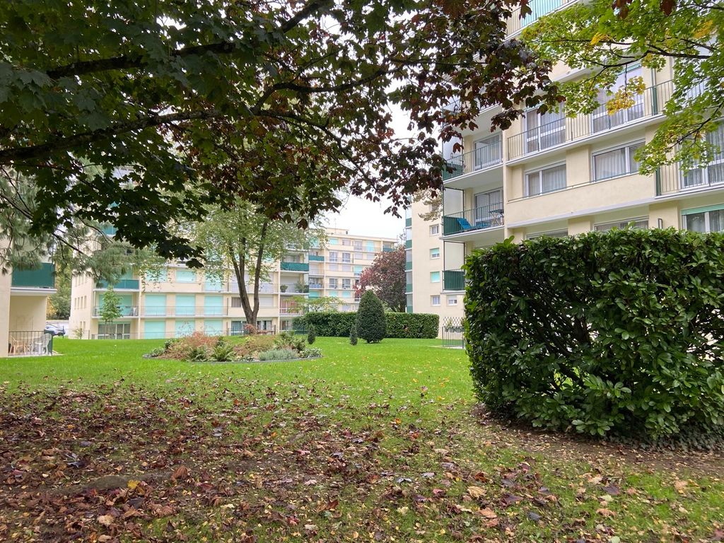 Achat appartement à vendre 5 pièces 100 m² - Arpajon