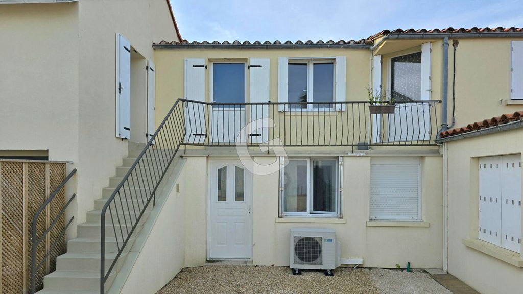 Achat maison à vendre 2 chambres 39 m² - Saint-Vincent-sur-Jard