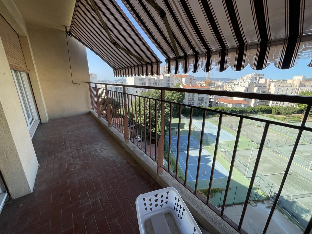 Achat appartement à vendre 4 pièces 65 m² - Toulon