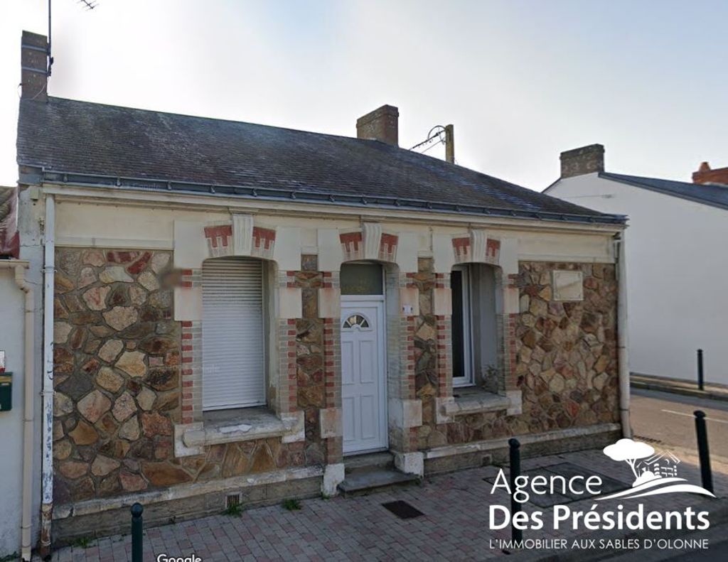 Achat maison à vendre 3 chambres 104 m² - Les Sables-d'Olonne