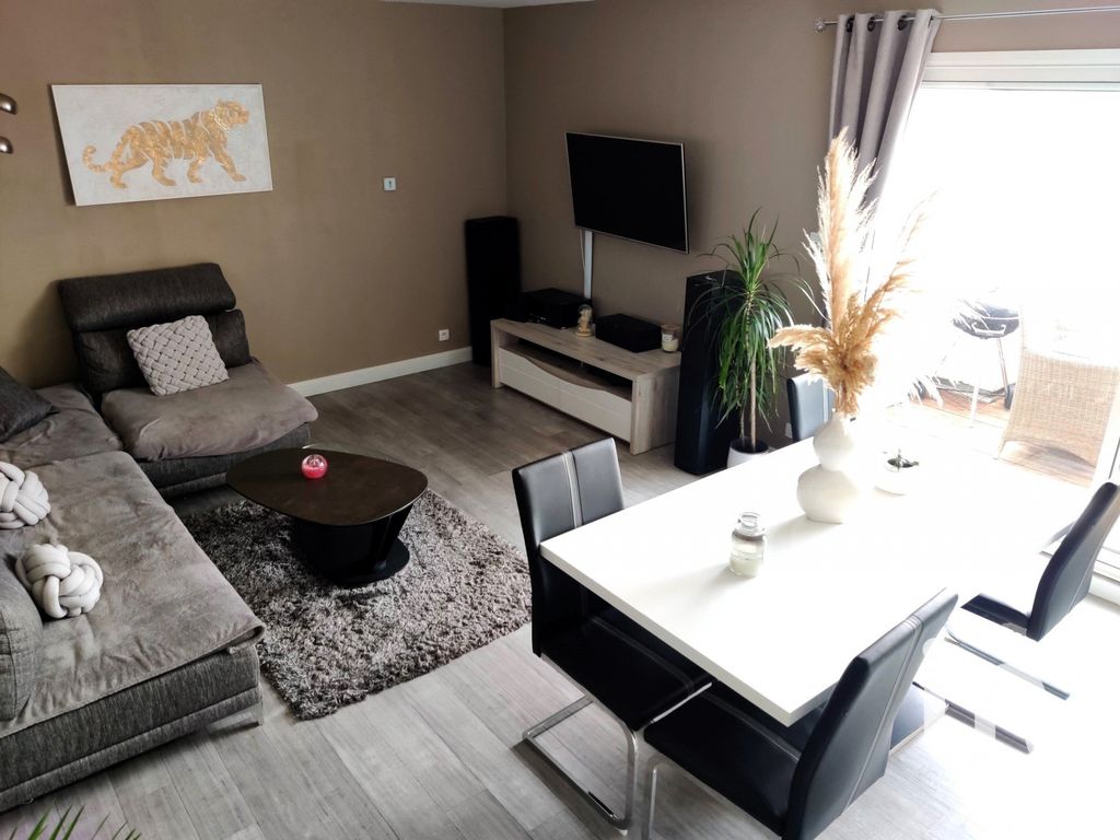 Achat triplex à vendre 4 pièces 106 m² - Mellac