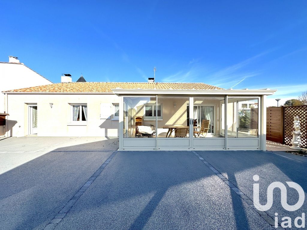 Achat maison à vendre 3 chambres 109 m² - Les Sables-d'Olonne