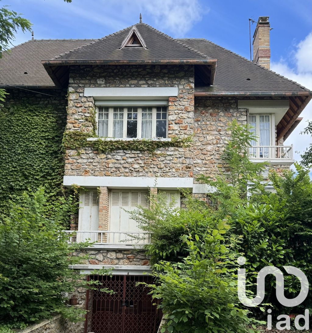 Achat maison à vendre 4 chambres 148 m² - Sainte-Geneviève-des-Bois