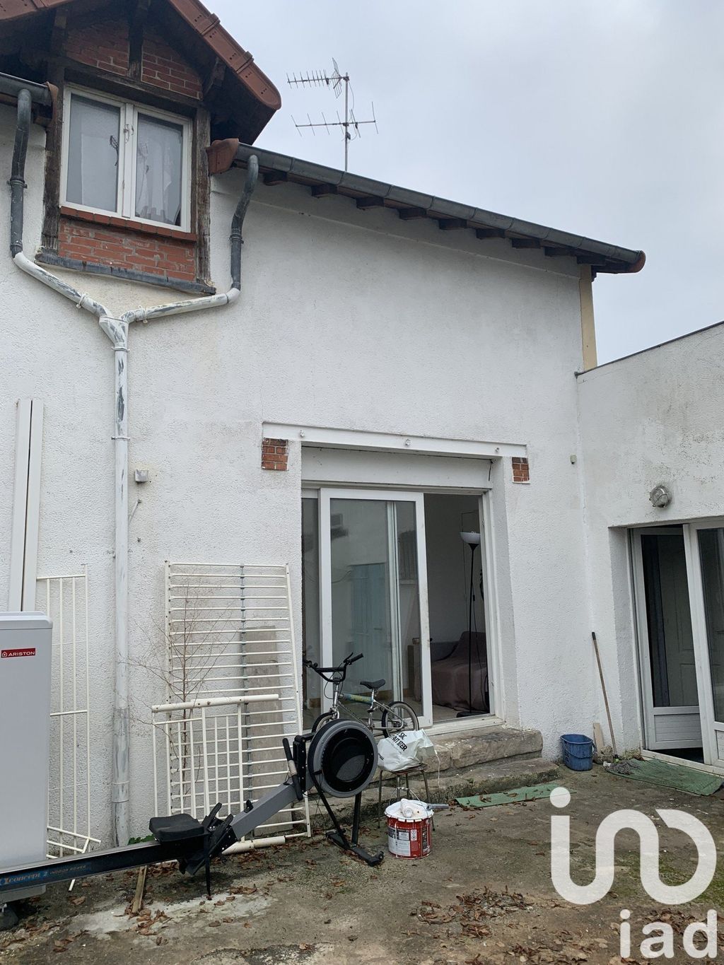 Achat maison à vendre 3 chambres 94 m² - Villeneuve-le-Roi