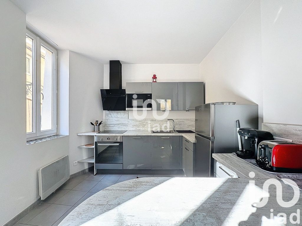 Achat appartement à vendre 2 pièces 52 m² - L'Isle-sur-la-Sorgue