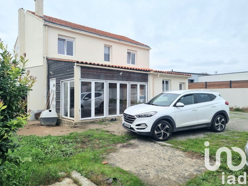 Achat maison à vendre 4 chambres 119 m² - Dompierre-sur-Yon