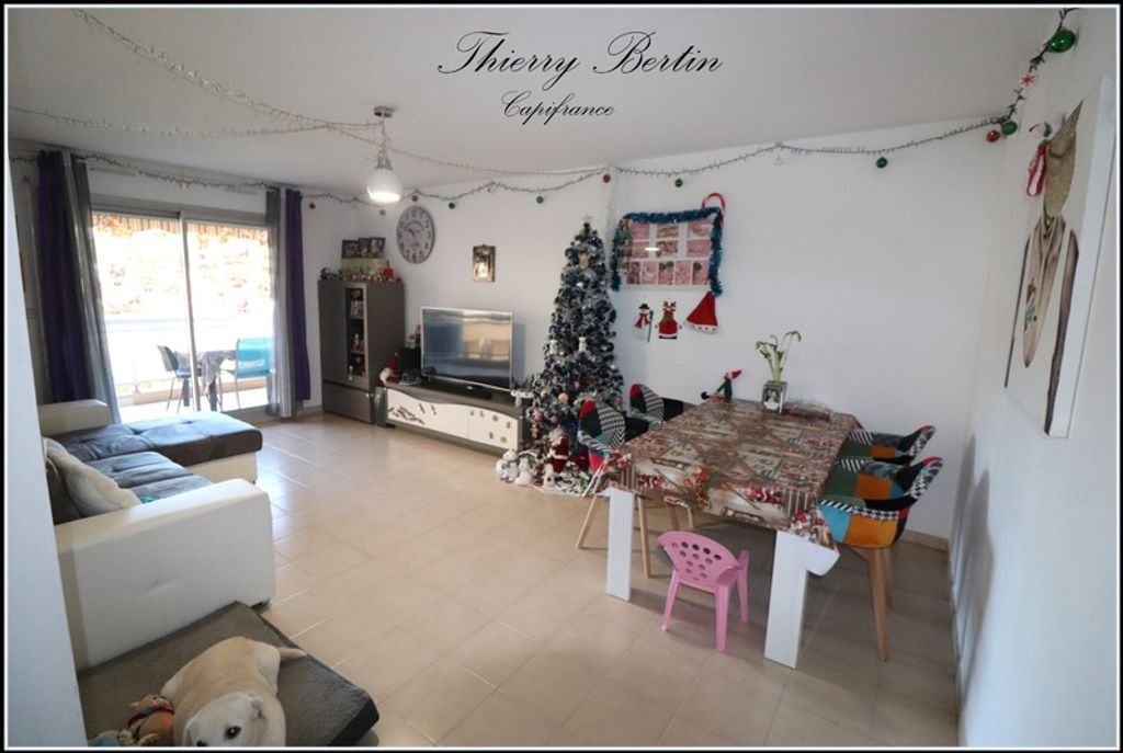 Achat appartement à vendre 3 pièces 71 m² - Antibes