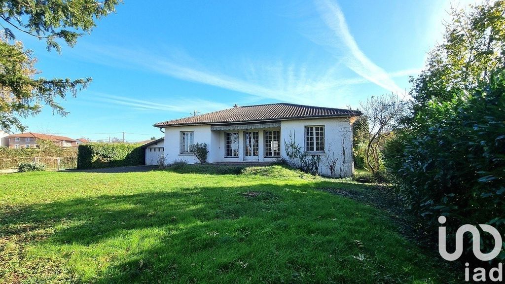 Achat maison à vendre 4 chambres 166 m² - Replonges