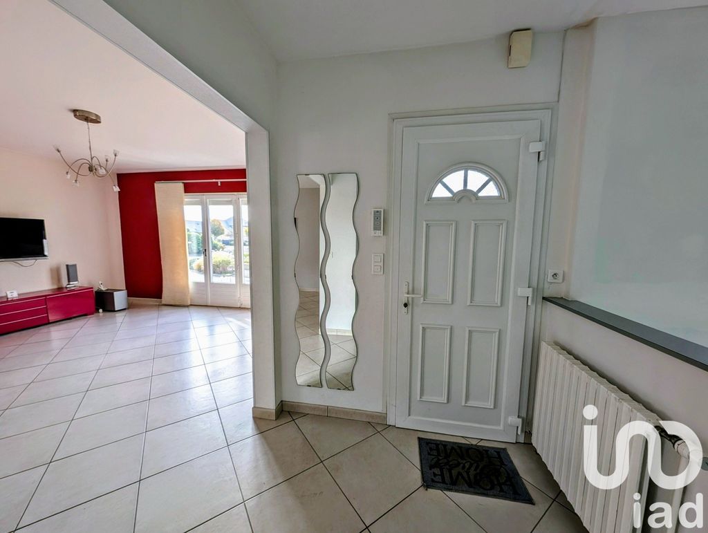 Achat maison à vendre 3 chambres 123 m² - Lanvallay