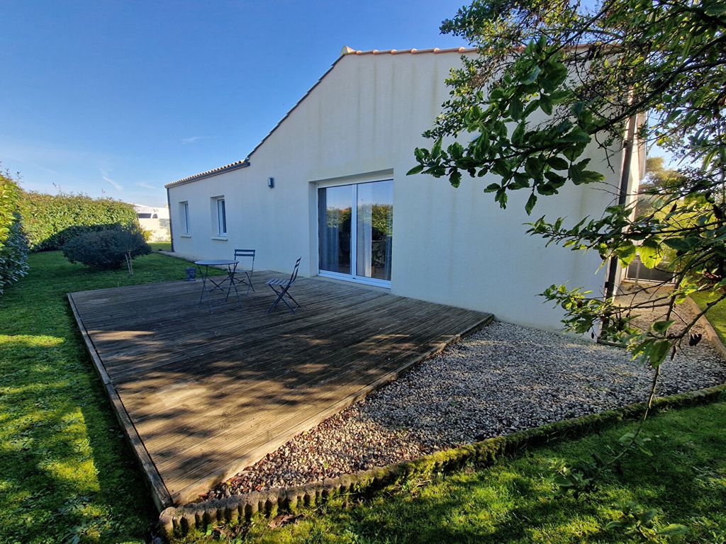 Achat maison à vendre 4 chambres 118 m² - Grosbreuil