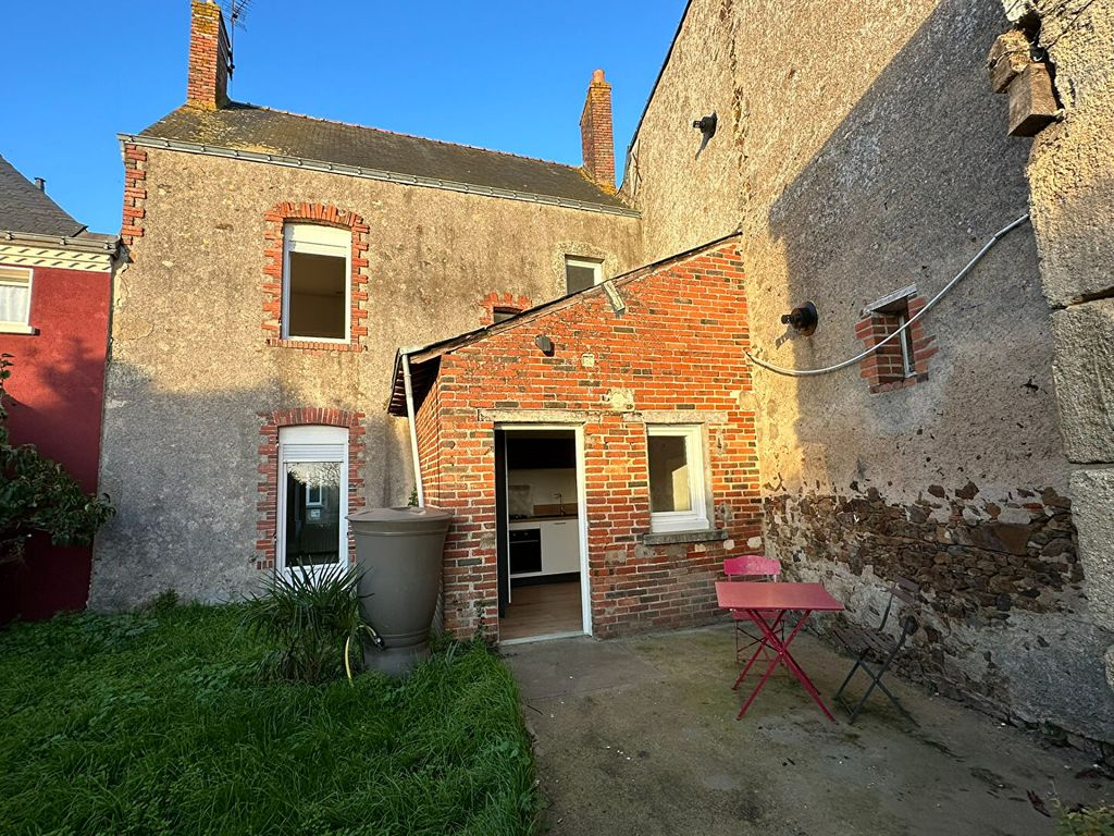 Achat maison à vendre 3 chambres 93 m² - Lys-Haut-Layon