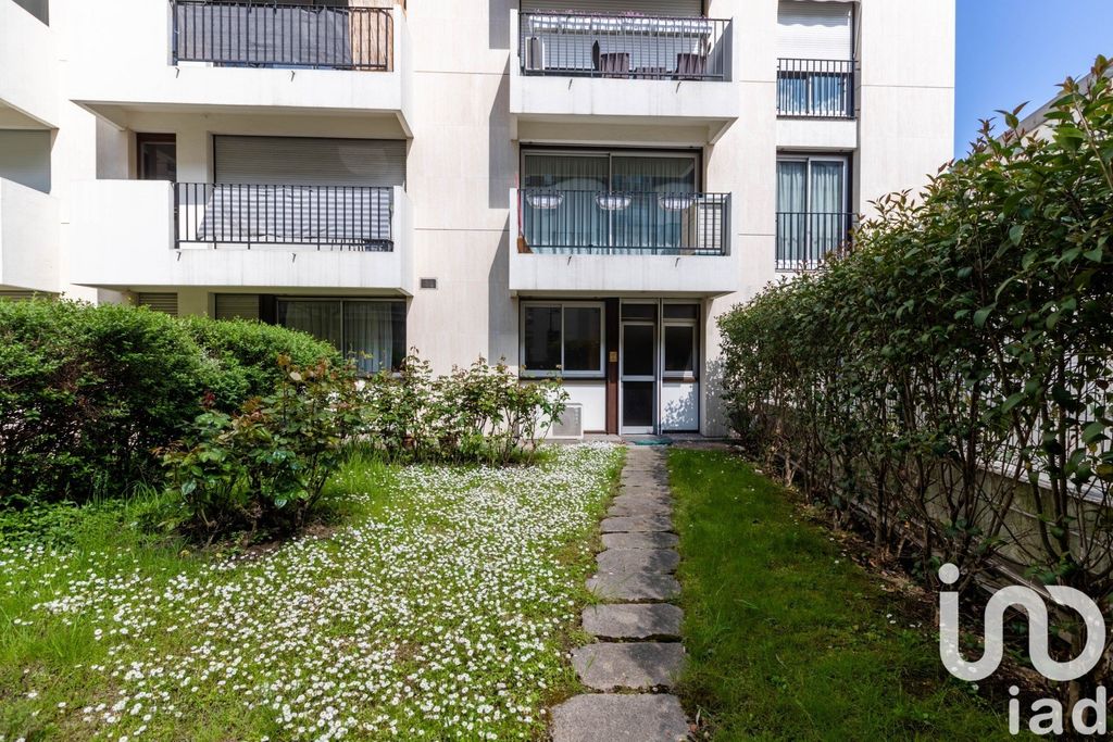 Achat appartement à vendre 5 pièces 112 m² - La Garenne-Colombes