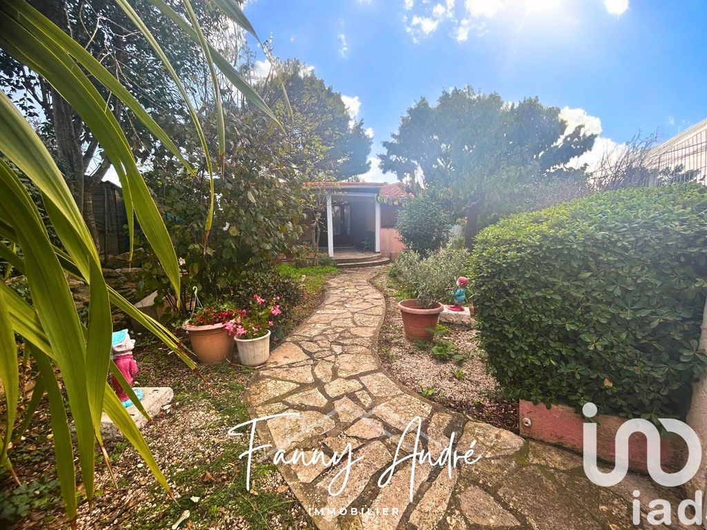 Achat maison à vendre 2 chambres 40 m² - Le Castellet