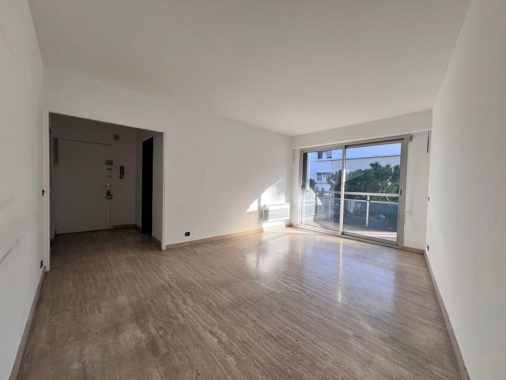 Achat appartement à vendre 3 pièces 60 m² - Marseille 8ème arrondissement