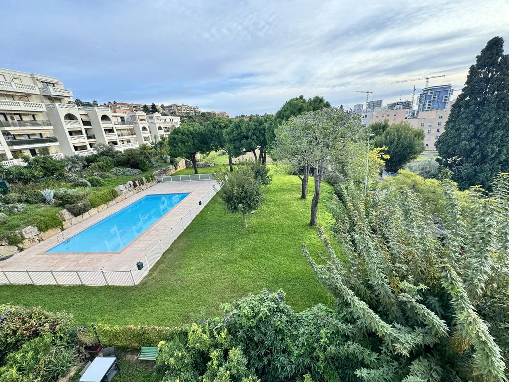 Achat appartement à vendre 4 pièces 74 m² - Nice