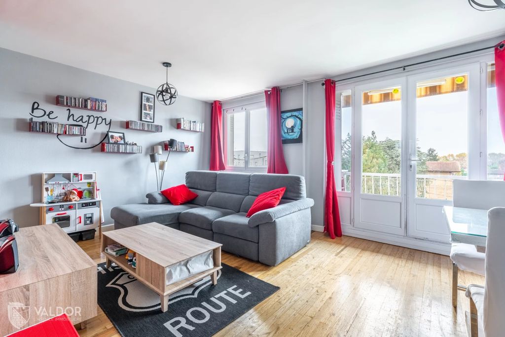 Achat appartement à vendre 4 pièces 69 m² - Villefranche-sur-Saône