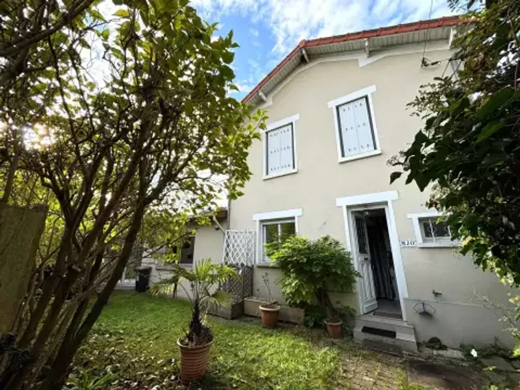 Achat maison à vendre 1 chambre 57 m² - Houilles