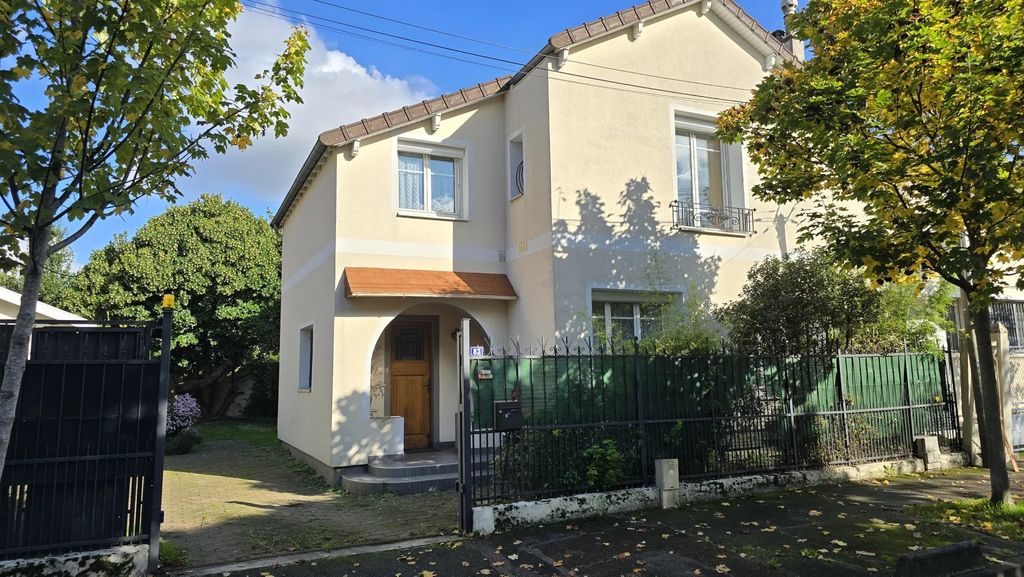 Achat maison à vendre 4 chambres 128 m² - Villemomble