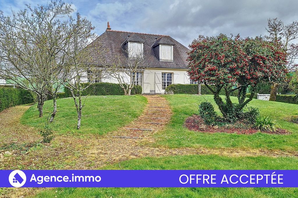 Achat maison à vendre 5 chambres 133 m² - Château-la-Vallière