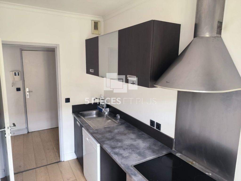 Achat appartement à vendre 3 pièces 75 m² - Bordeaux