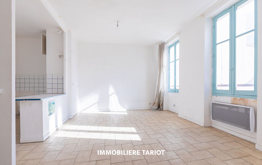 Achat appartement à vendre 2 pièces 45 m² - Marseille 1er arrondissement