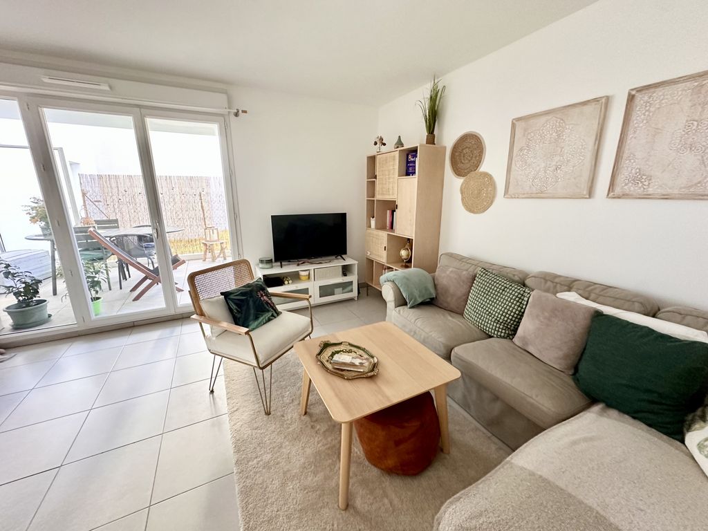 Achat appartement à vendre 2 pièces 56 m² - Marseille 9ème arrondissement