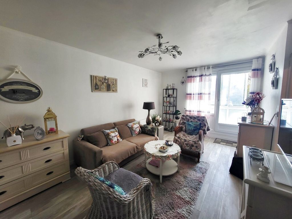 Achat appartement à vendre 6 pièces 54 m² - Charly-sur-Marne