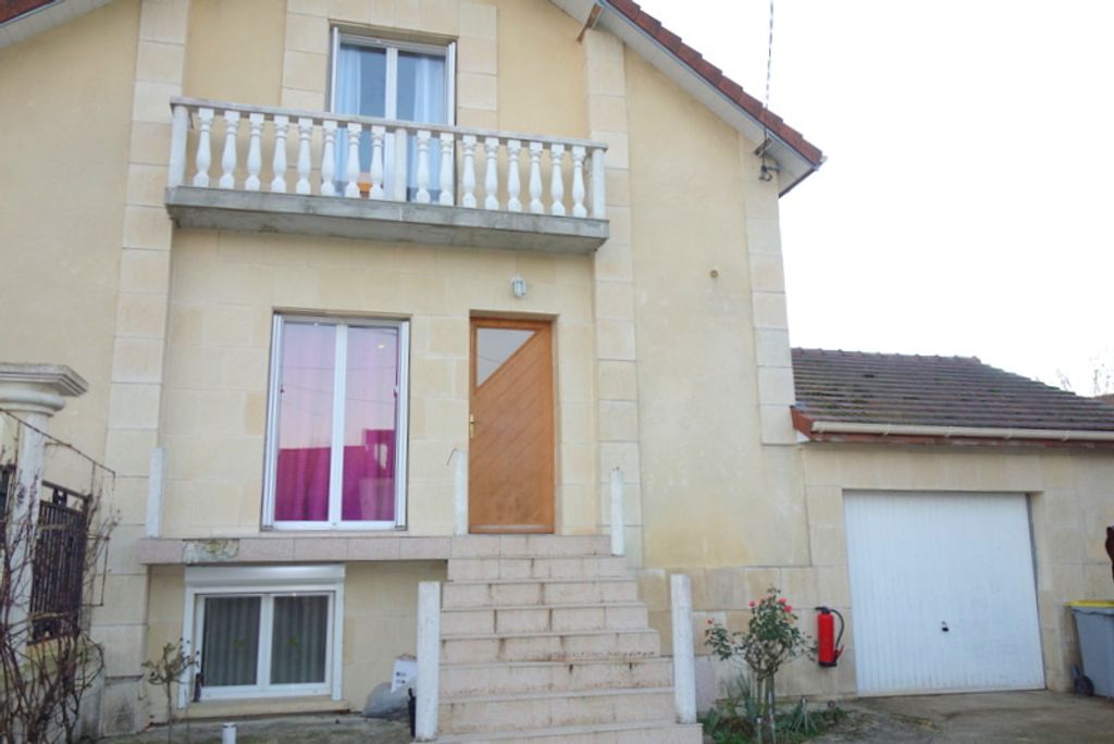 Achat maison à vendre 3 chambres 160 m² - Nogent-l'Artaud