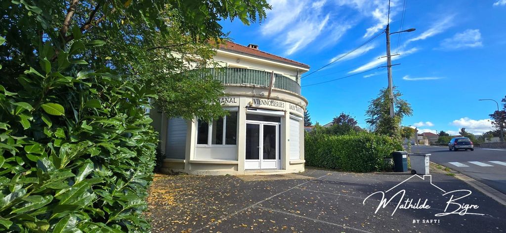 Achat maison à vendre 6 chambres 213 m² - Auzat-la-Combelle