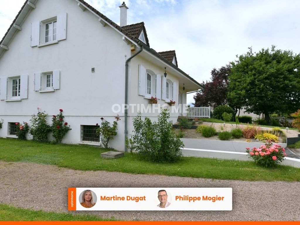 Achat maison à vendre 4 chambres 197 m² - Varennes-sur-Allier