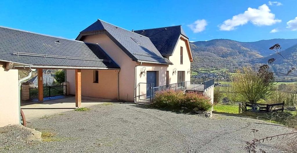 Achat maison à vendre 5 chambres 215 m² - Saint-Lary-Soulan