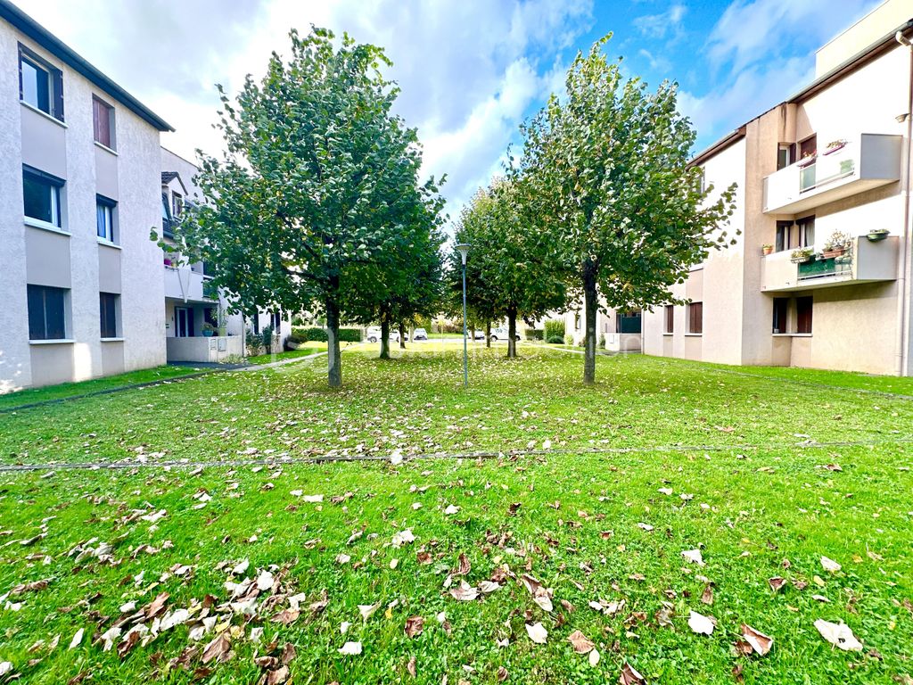 Achat triplex à vendre 3 pièces 66 m² - Pontault-Combault