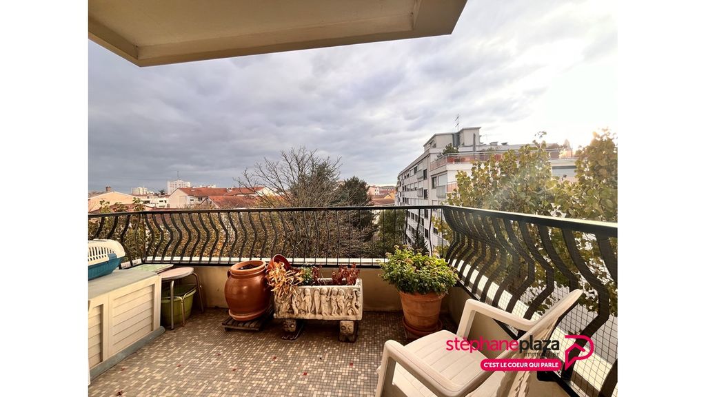 Achat appartement à vendre 5 pièces 103 m² - Lyon 4ème arrondissement