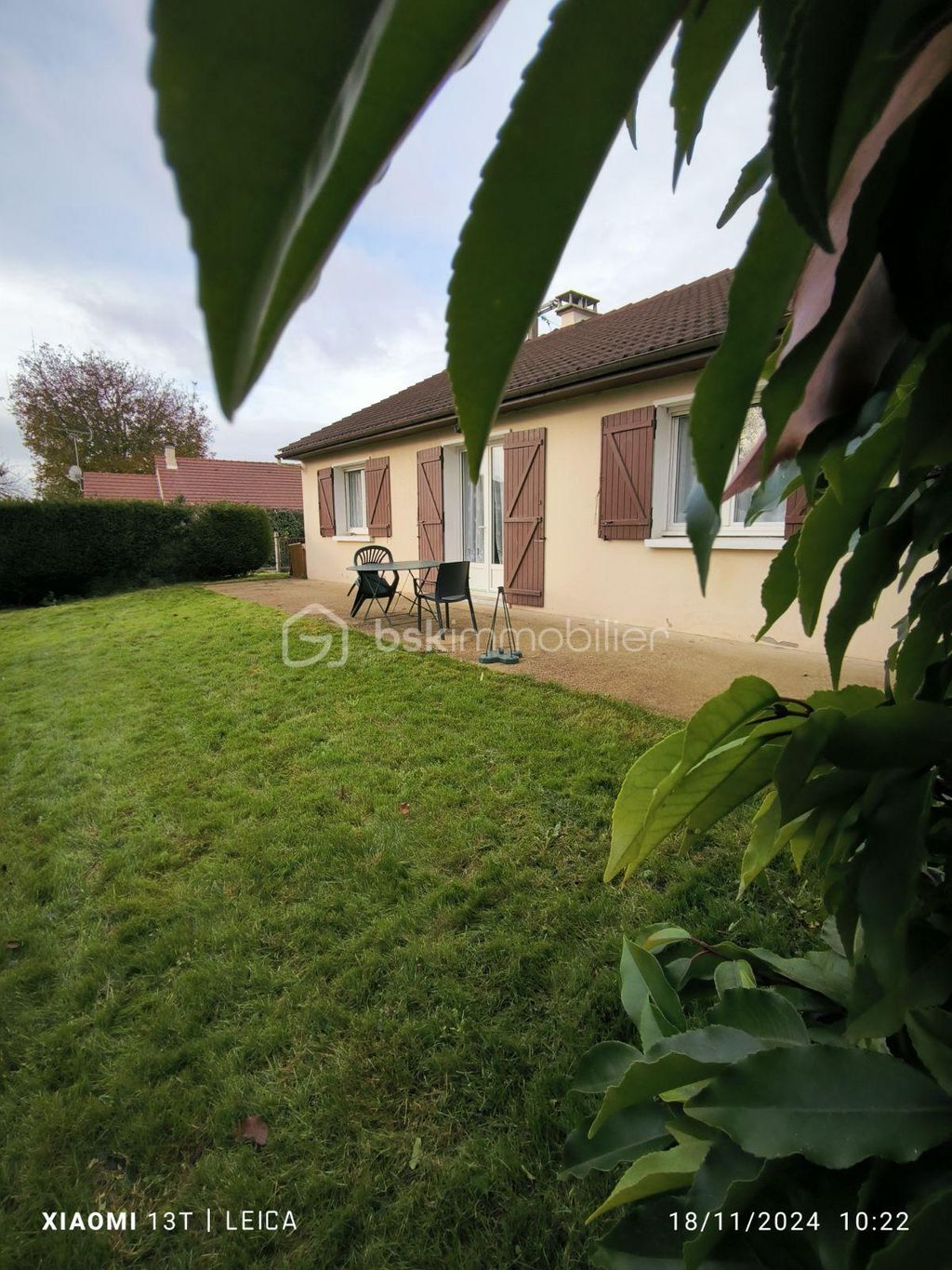 Achat maison à vendre 2 chambres 106 m² - Courlon-sur-Yonne