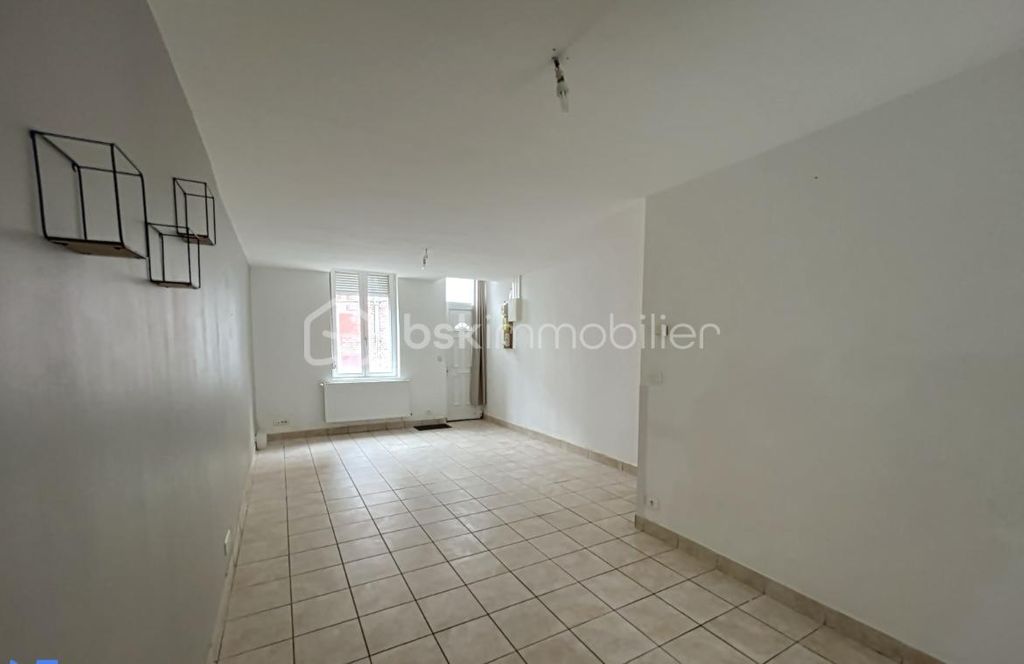 Achat maison à vendre 2 chambres 62 m² - Saint-Quentin