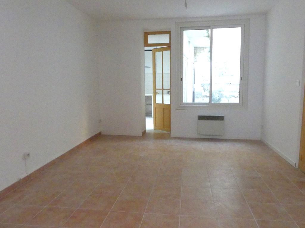 Achat maison à vendre 2 chambres 73 m² - Aigues-Mortes