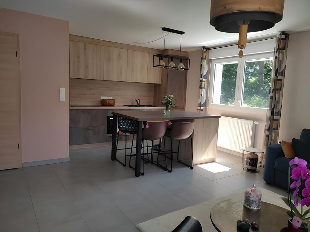 Achat appartement à vendre 3 pièces 65 m² - Granges-Narboz