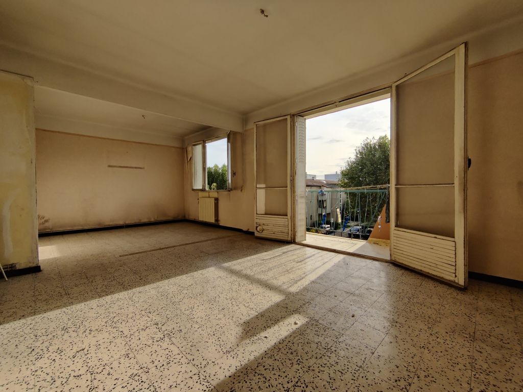 Achat appartement à vendre 4 pièces 66 m² - Nîmes