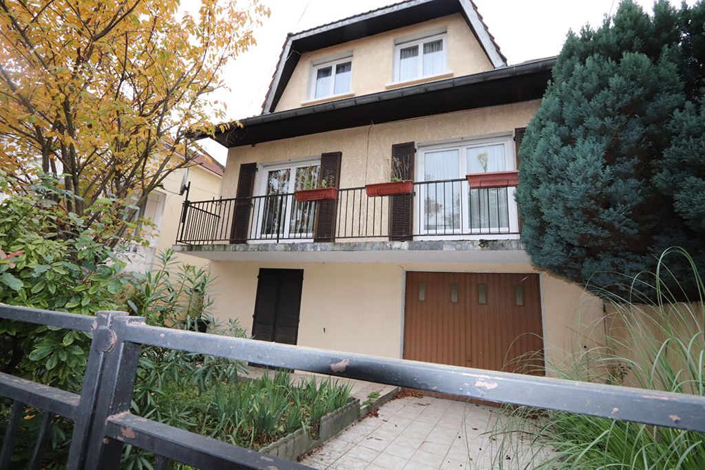 Achat maison à vendre 5 chambres 200 m² - Sevran