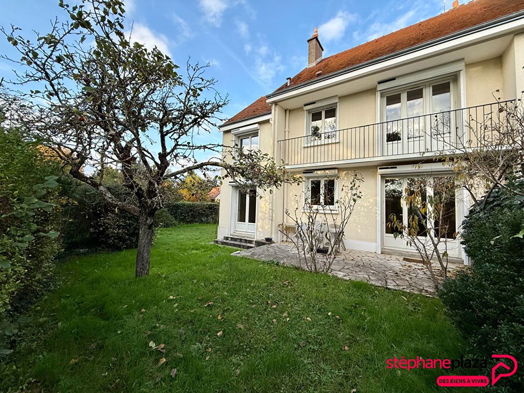 Achat maison à vendre 5 chambres 112 m² - Saint-Avertin