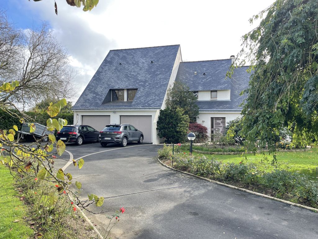 Achat maison à vendre 5 chambres 229 m² - Mésanger